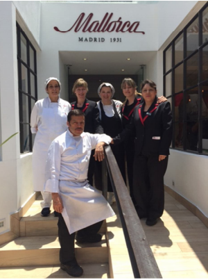 Empleados de Pastelería Mallorca en México